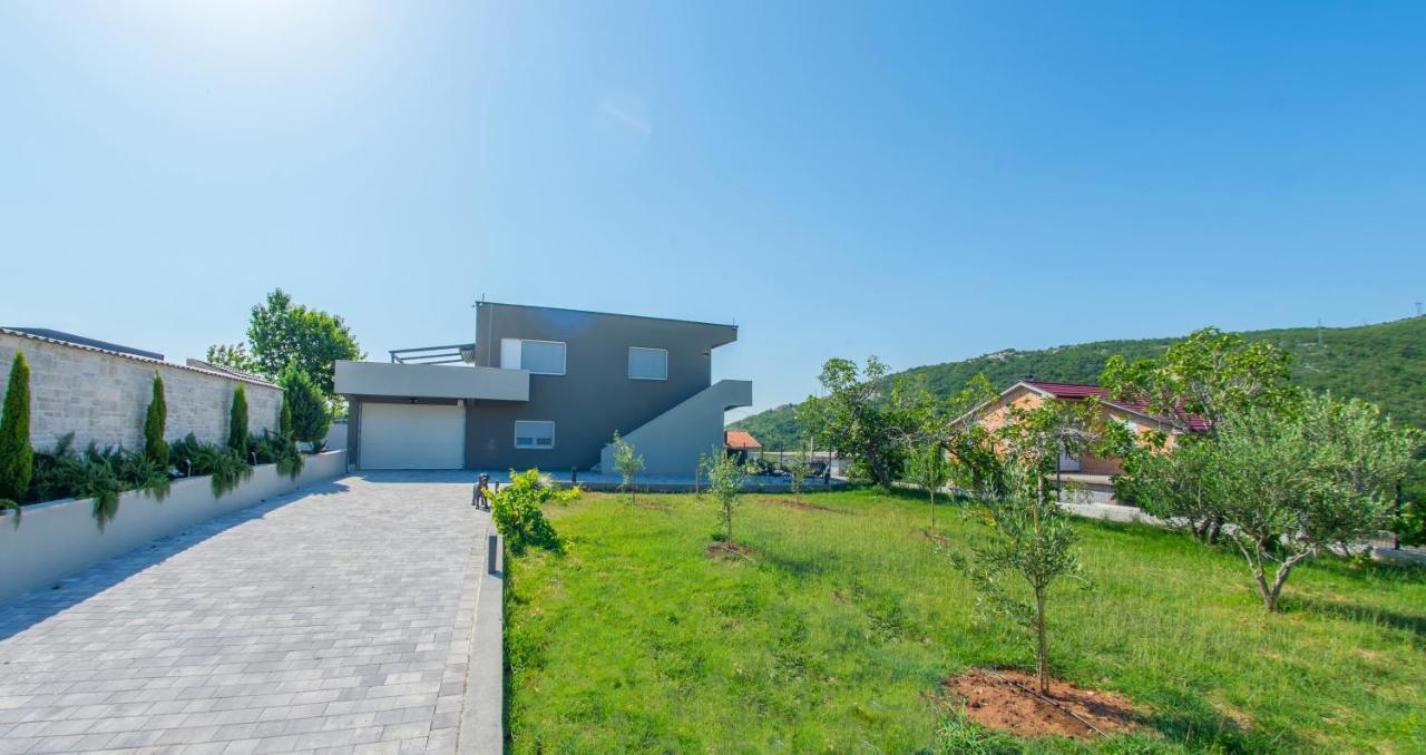 Villa Carpe Diem - With Private Pool Μόσταρ Εξωτερικό φωτογραφία