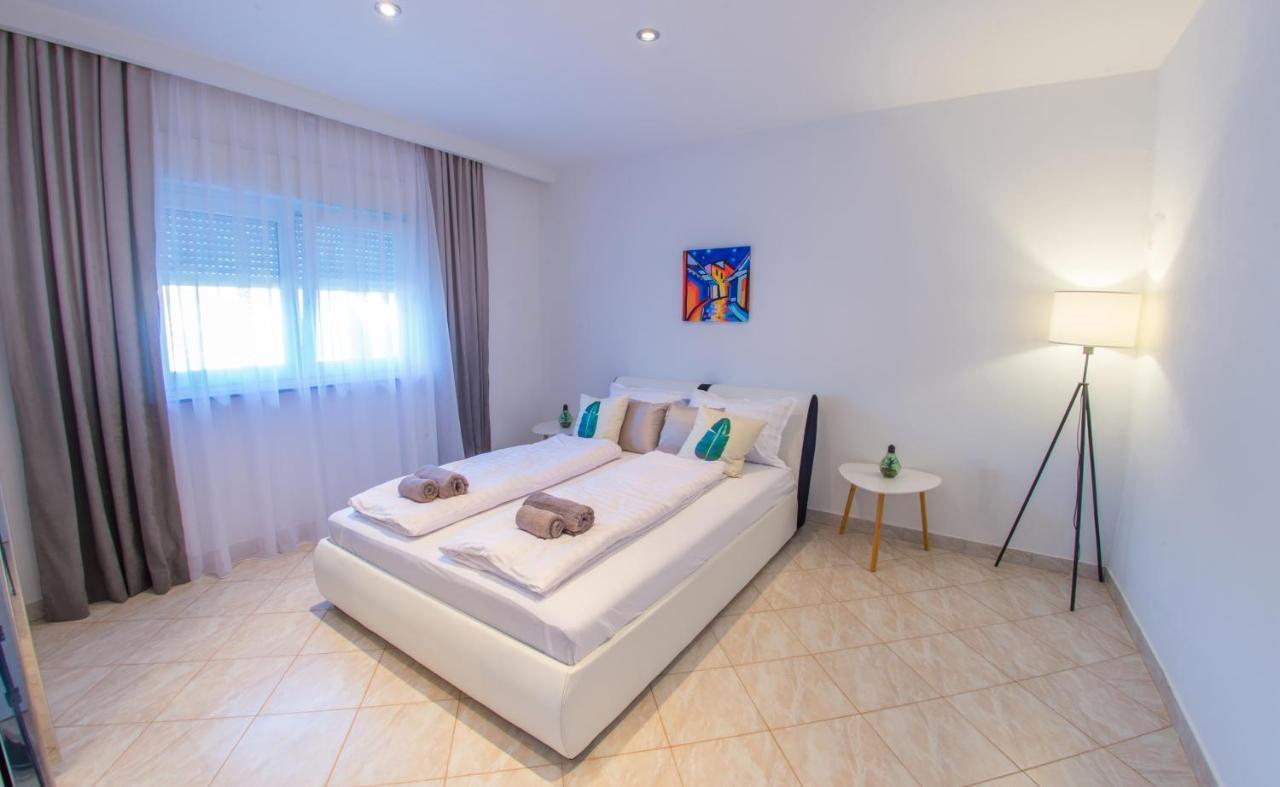 Villa Carpe Diem - With Private Pool Μόσταρ Εξωτερικό φωτογραφία